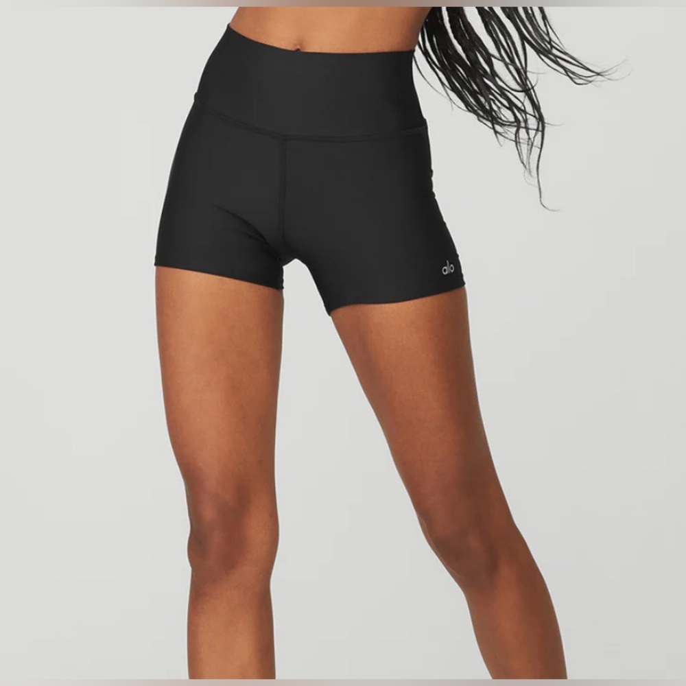 ALO Airlift 3 in biker shorts